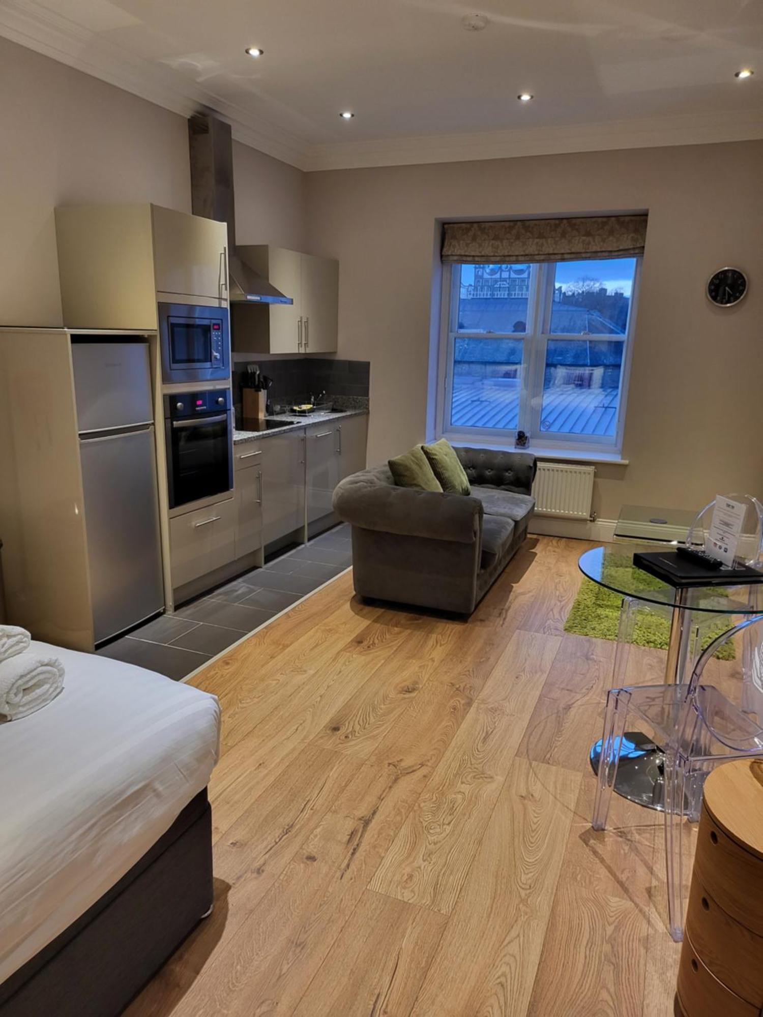 Harrogate Lifestyle Luxury Serviced Aparthotel Екстериор снимка